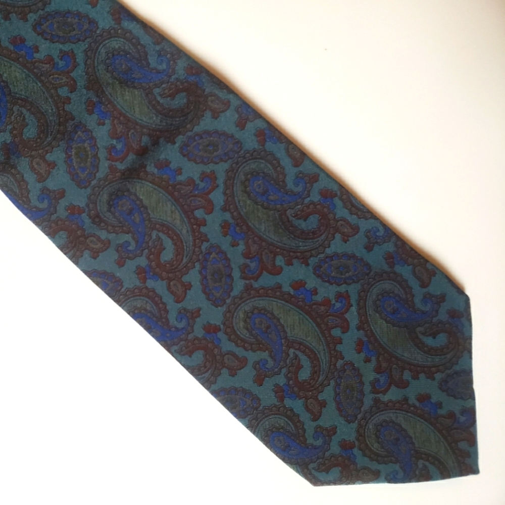 Yves Saint Laurent vintage paisley necktie excellent condition